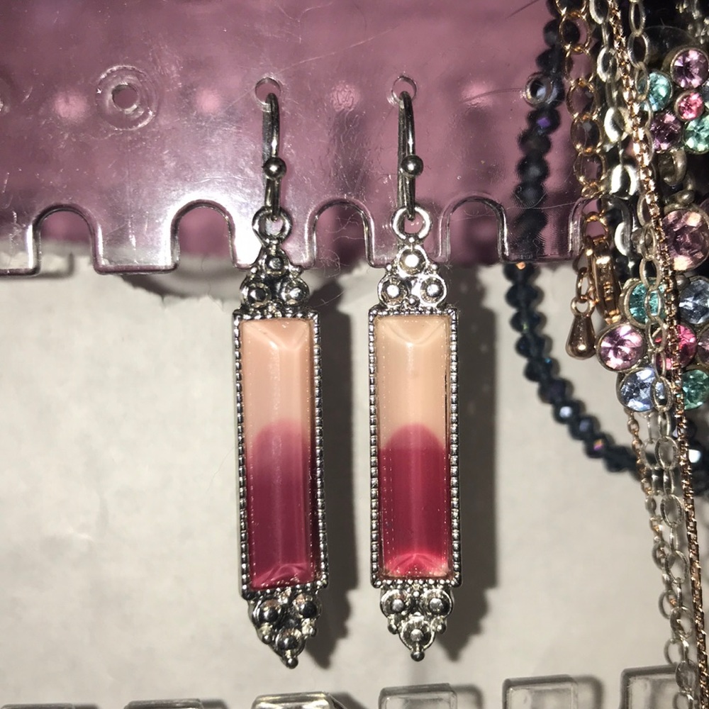 Brand new never worn earrings beautiful silver pink ombré